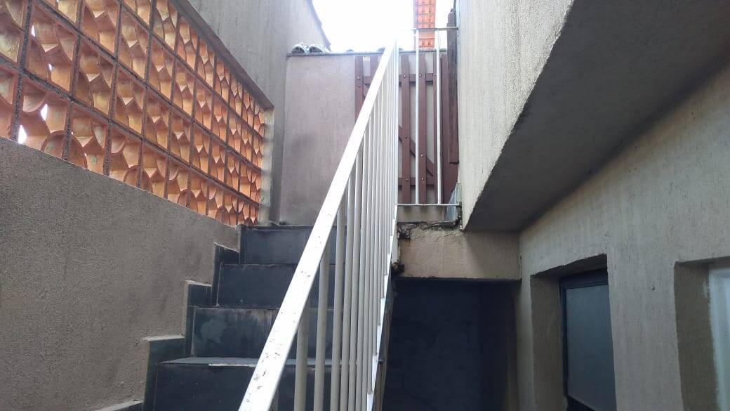 Sobrado à venda com 2 quartos, 168m² - Foto 12