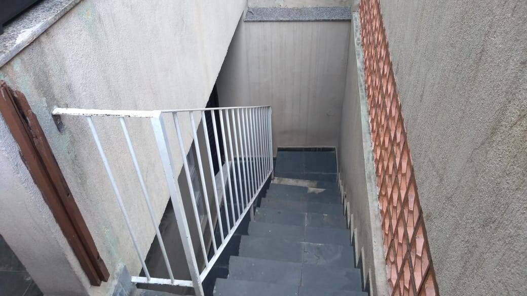 Sobrado à venda com 2 quartos, 168m² - Foto 9