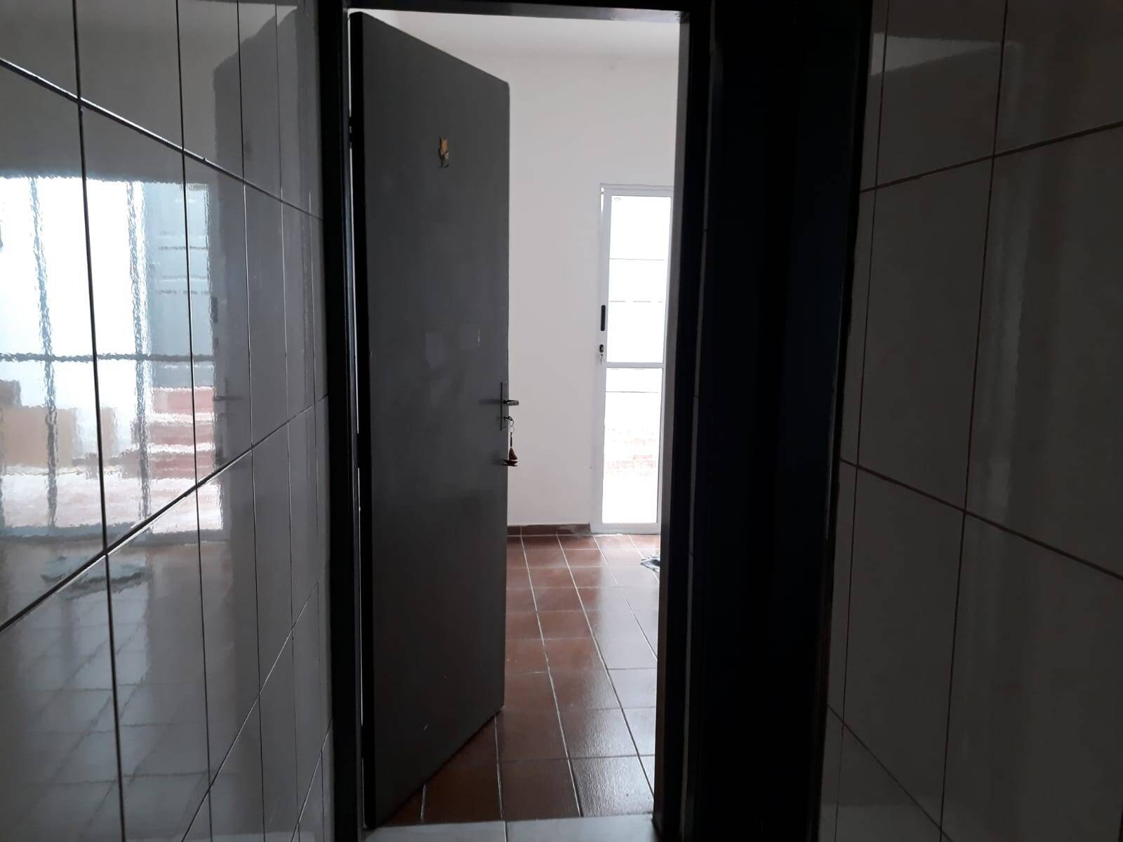 Casa à venda com 2 quartos, 120m² - Foto 7