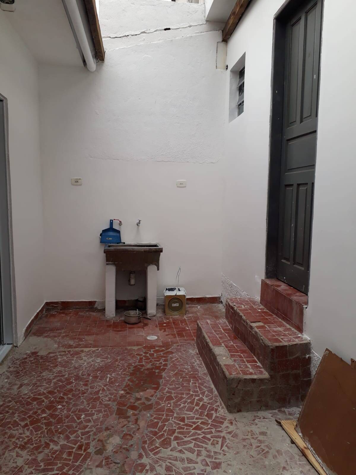 Casa à venda com 2 quartos, 120m² - Foto 12