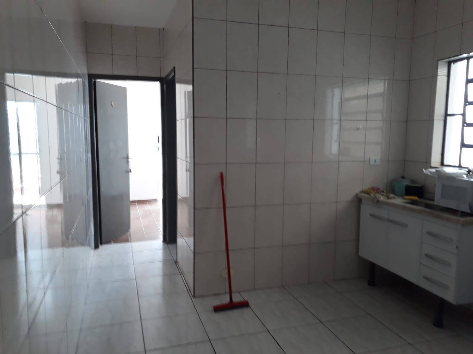 Casa à venda com 2 quartos, 120m² - Foto 14