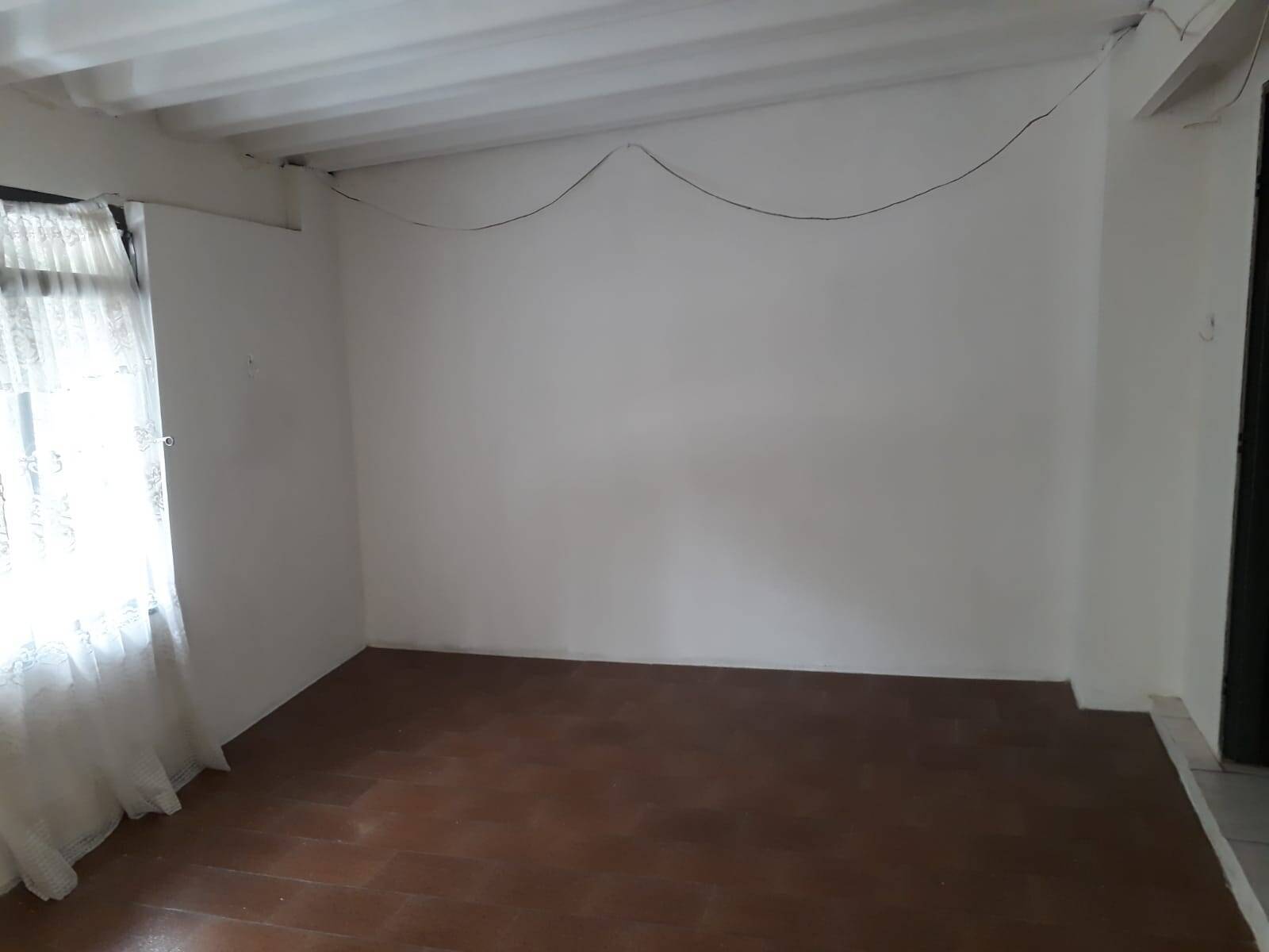 Casa à venda com 2 quartos, 120m² - Foto 18