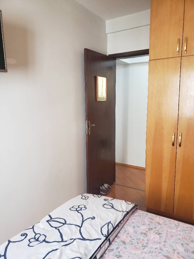 Apartamento à venda com 2 quartos, 57m² - Foto 4