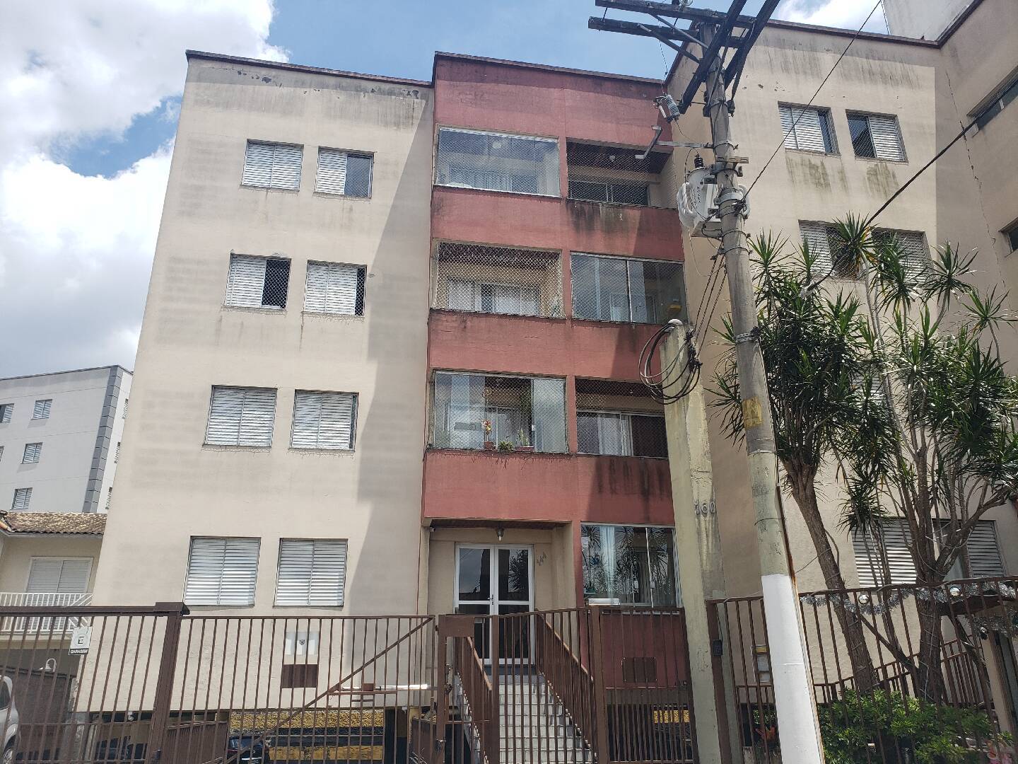 Apartamento à venda com 2 quartos, 57m² - Foto 1