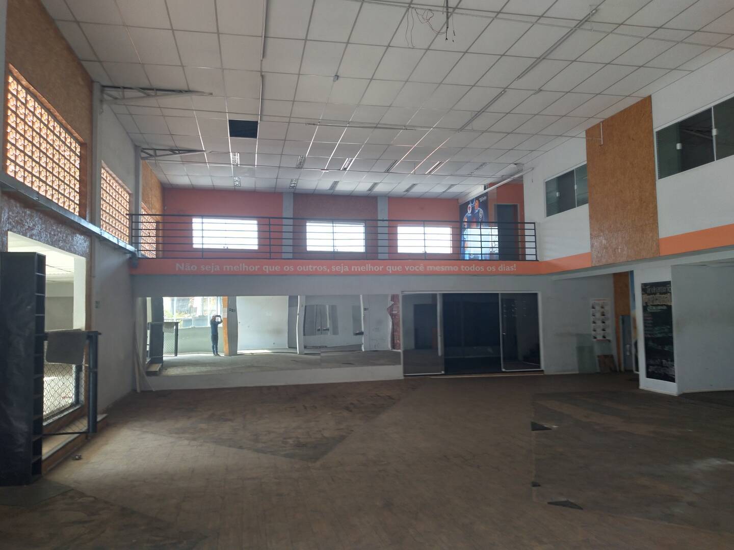 Loja-Salão para alugar, 886m² - Foto 2