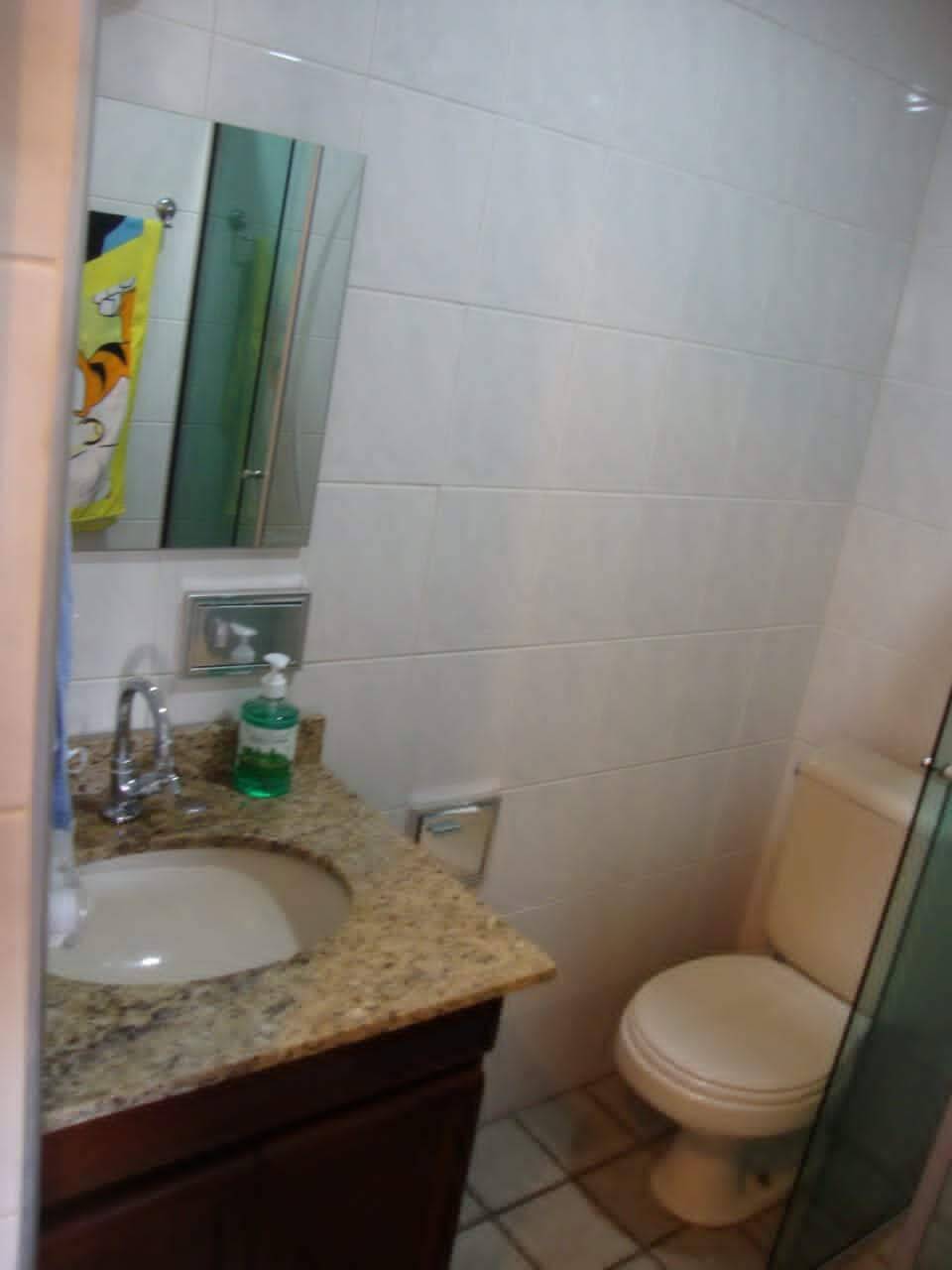 Apartamento à venda com 3 quartos, 67m² - Foto 2