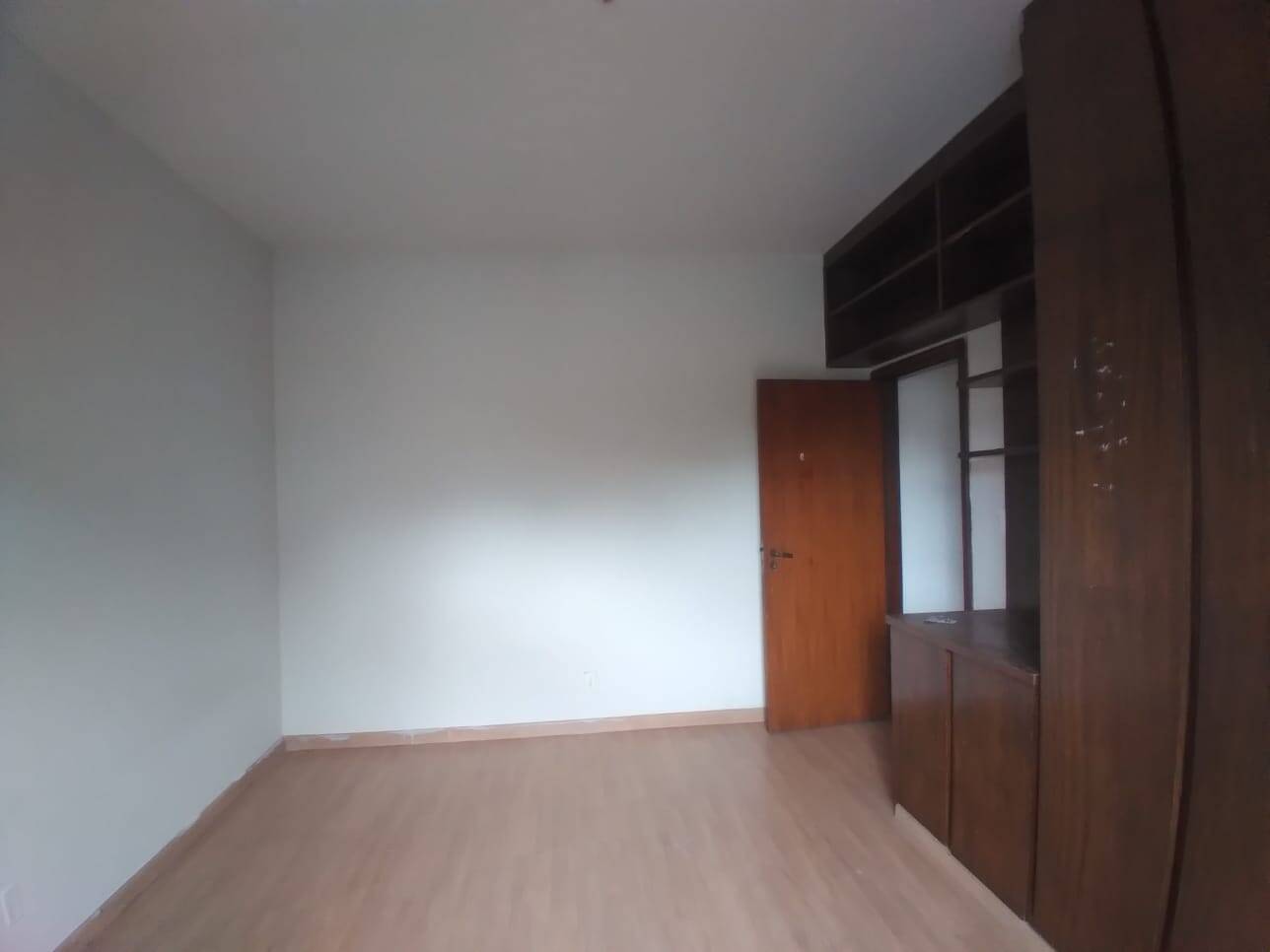 Sobrado à venda com 3 quartos, 125m² - Foto 2