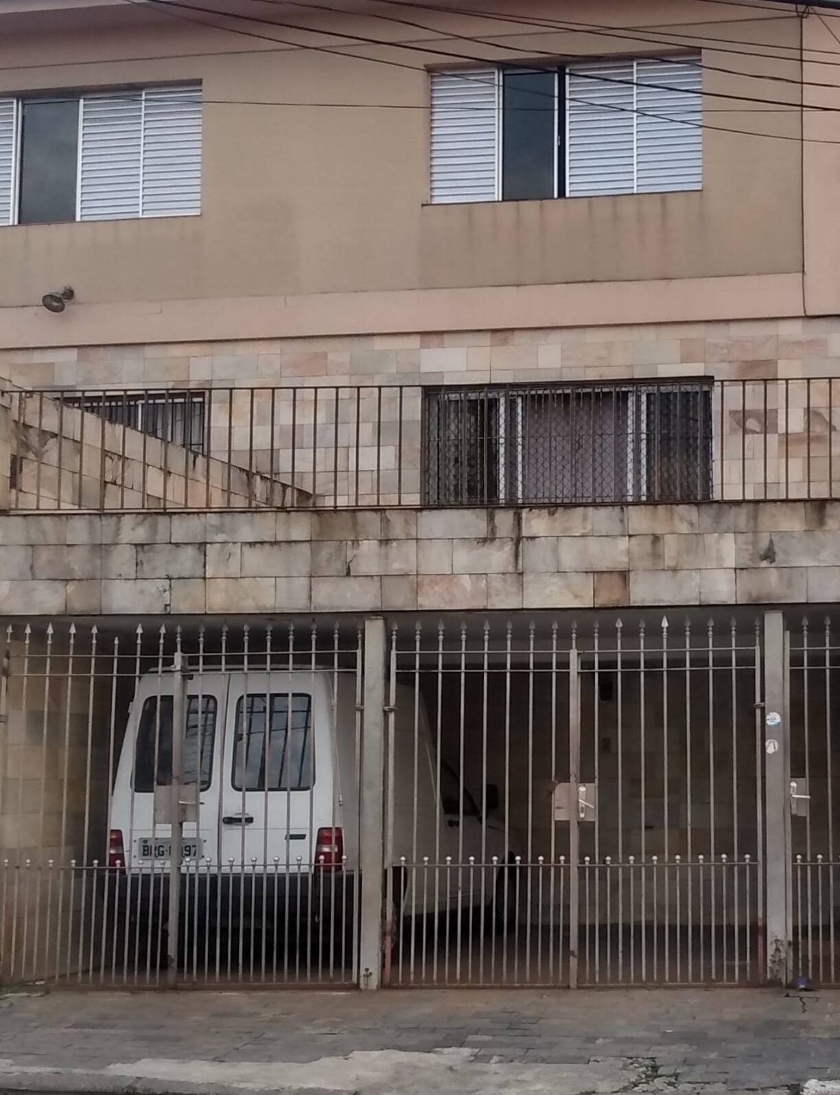 Sobrado à venda com 3 quartos, 150m² - Foto 1