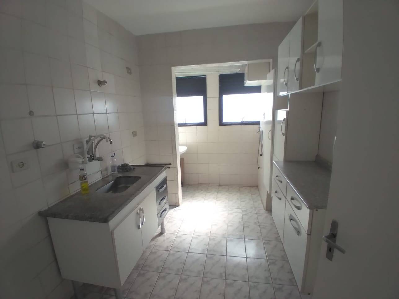 Apartamento à venda com 2 quartos, 54m² - Foto 14