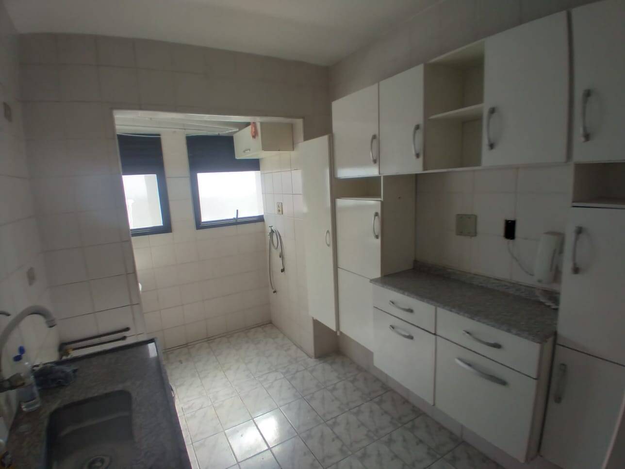 Apartamento à venda com 2 quartos, 54m² - Foto 15