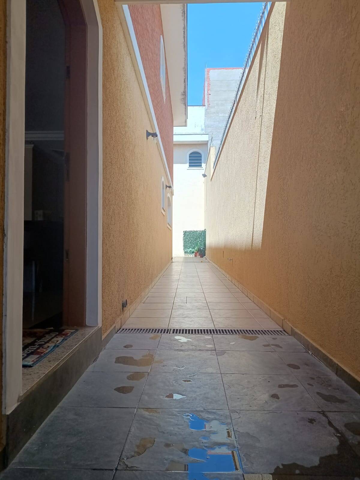 Sobrado à venda com 3 quartos, 330m² - Foto 11