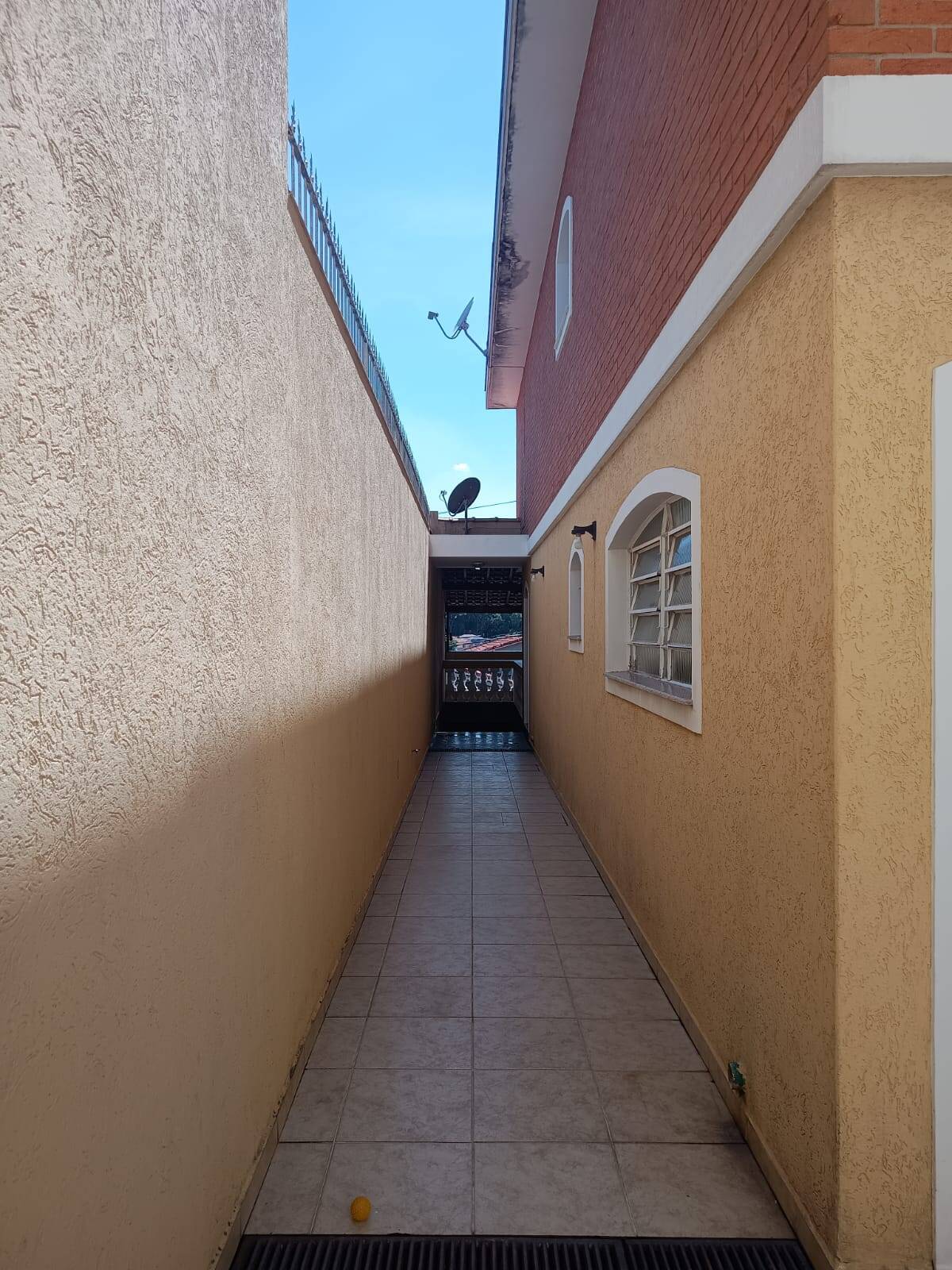 Sobrado à venda com 3 quartos, 330m² - Foto 31