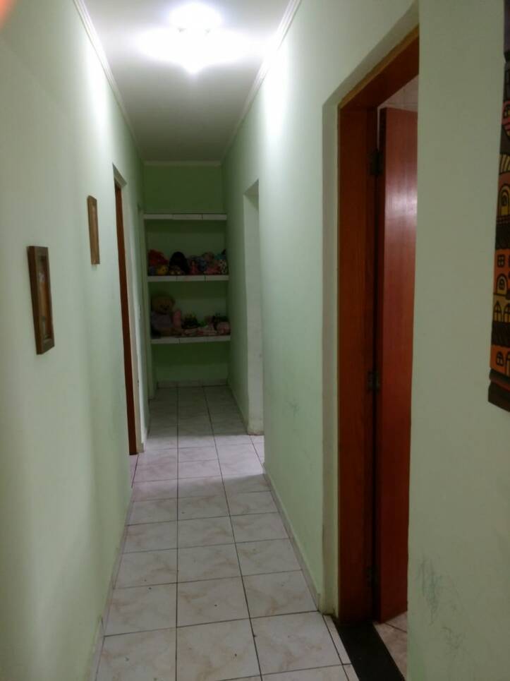 Casa à venda com 2 quartos, 250m² - Foto 12